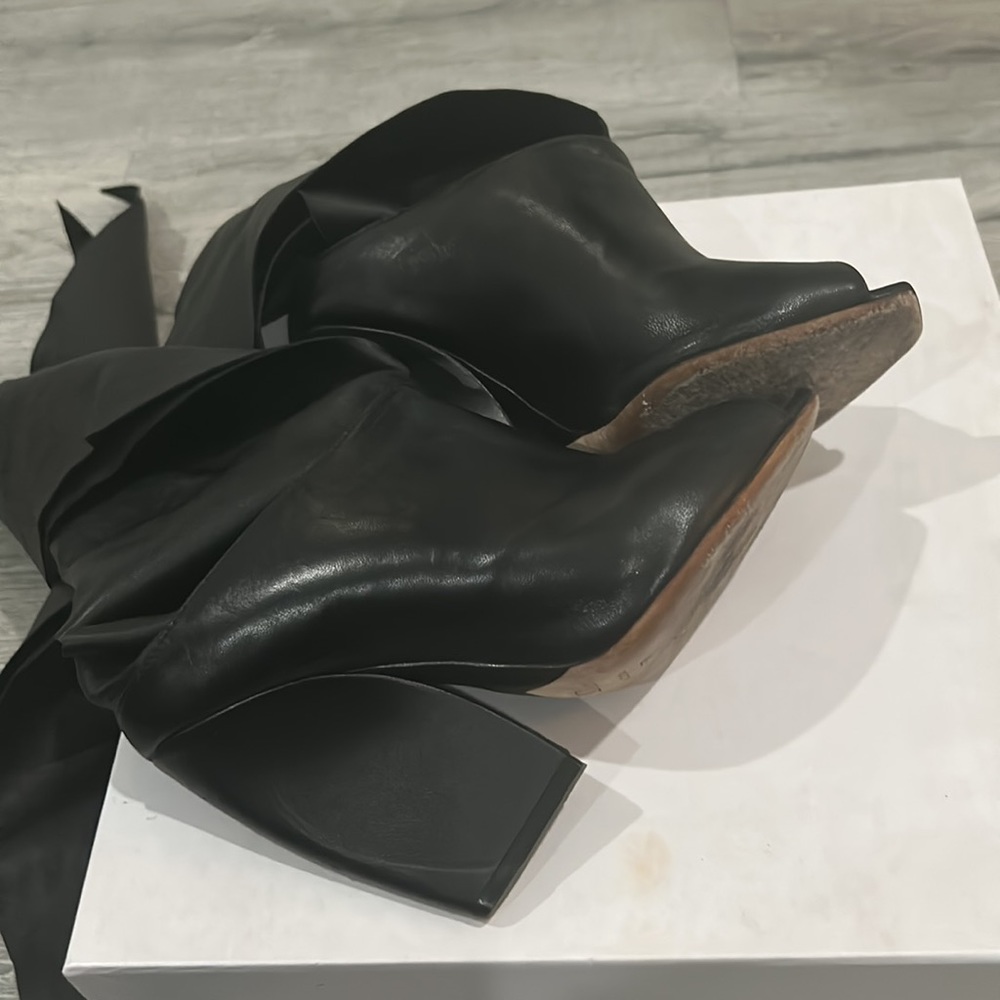 CHRISTIAN DIOR booties - Picture 7 of 8